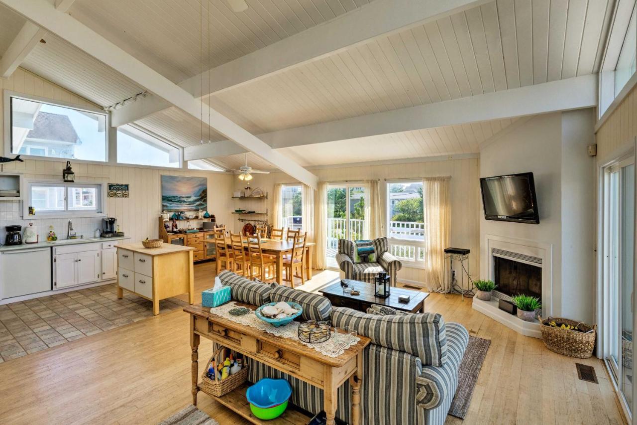 Westhampton Beach Home With Deck And Ocean Views! Екстериор снимка