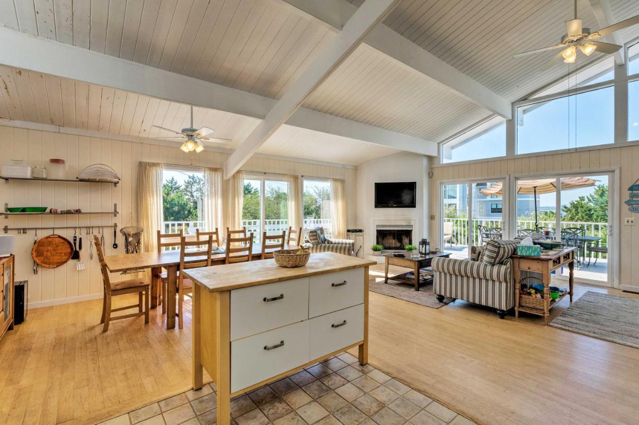 Westhampton Beach Home With Deck And Ocean Views! Екстериор снимка
